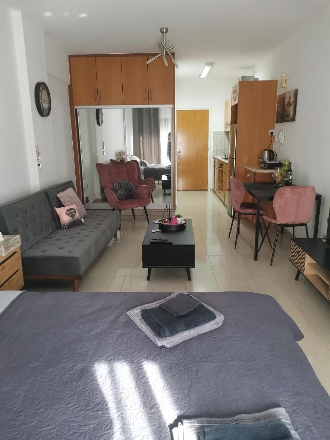 Ferienwohnung Flat111-Adults Only Limassol Exterior foto